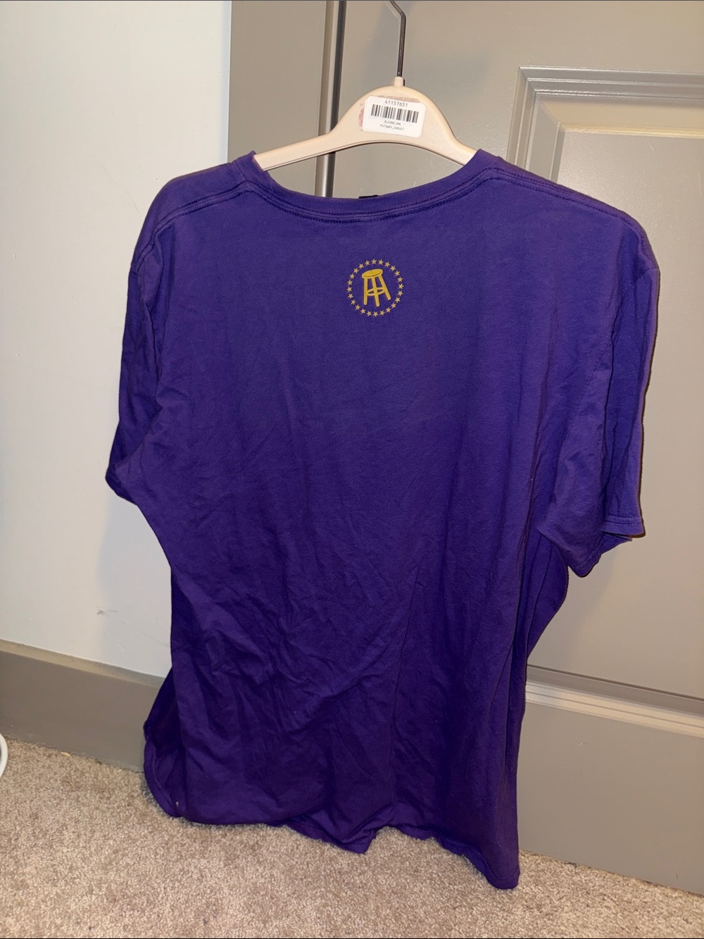Barstool T Shirt - Picture 2 of 2